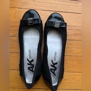 Anne Klein sport bow ballet flat